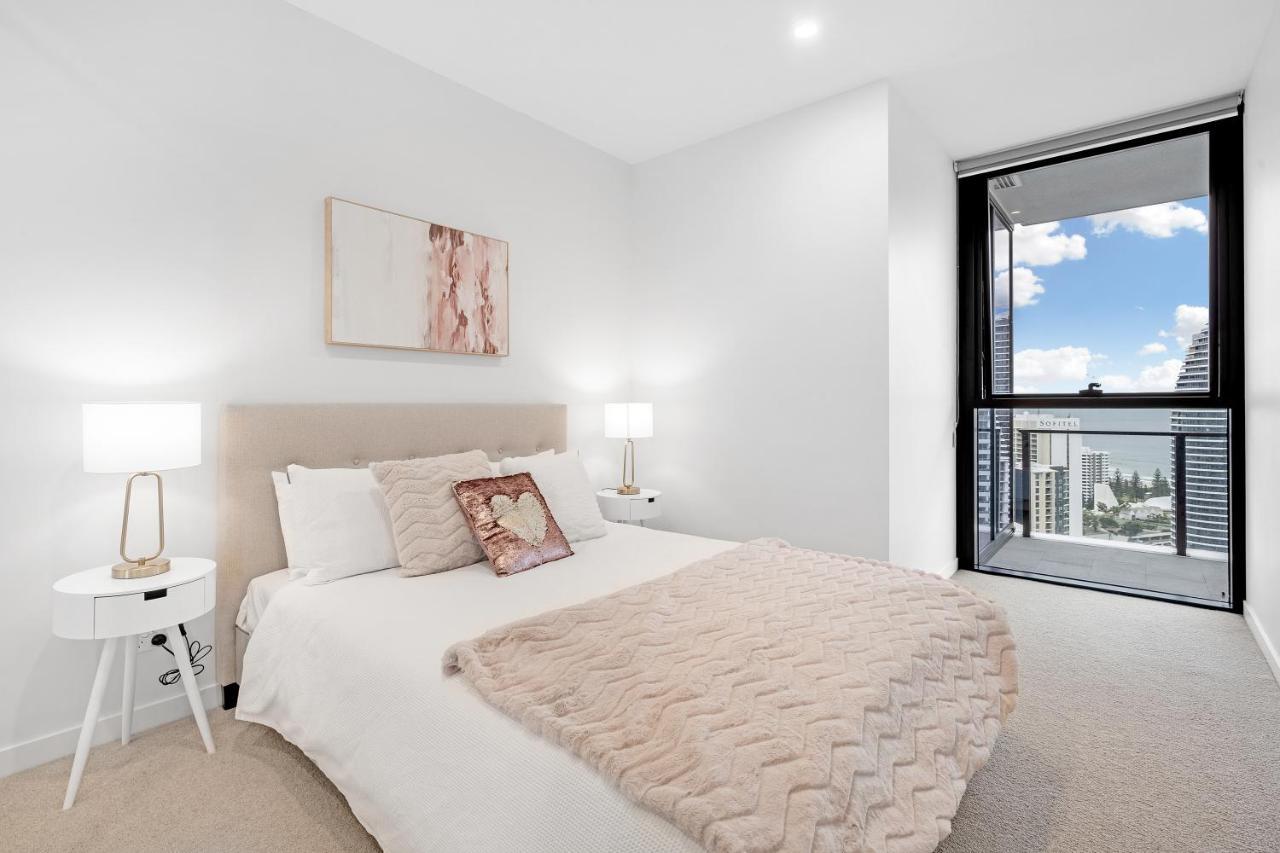 Lamour Ocean View Apartment I In Casino Broadbeach - Free Parking-195Cm Голд-Кост Екстер'єр фото
