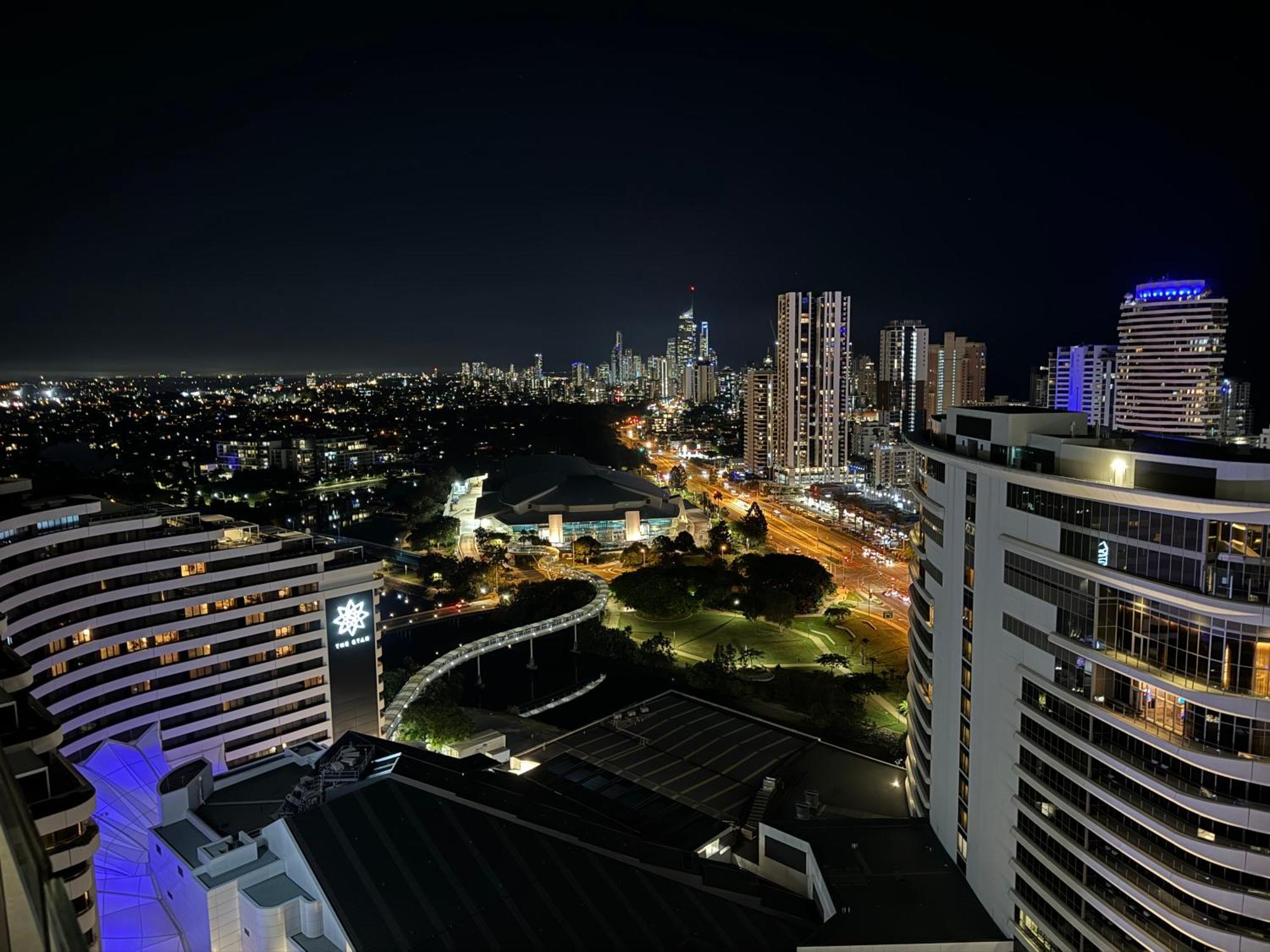Lamour Ocean View Apartment I In Casino Broadbeach - Free Parking-195Cm Голд-Кост Екстер'єр фото